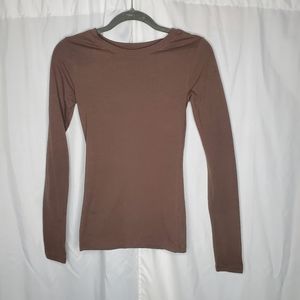 ♡♡ Mandee Scoop Neck Long Sleeve Shirt Size Small Brown